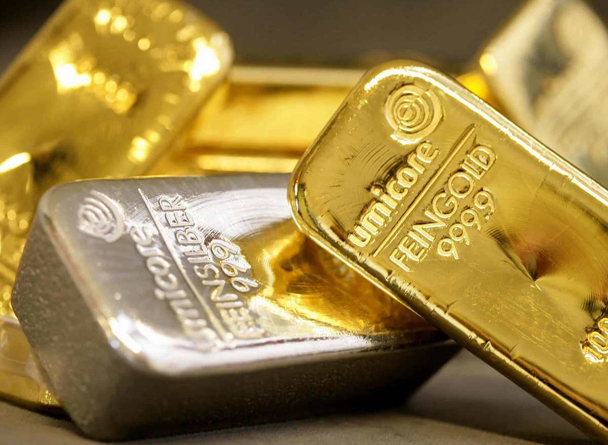 نقره بهتره بخریم یا طلا ، کدام فلز برنده سرمایه‌گذاری است؟